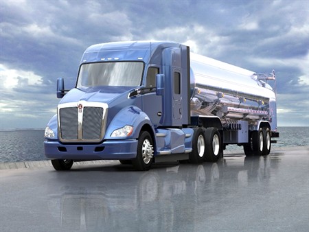 76-Inch Mid-Roof Sleeper Now Available for T680, T880