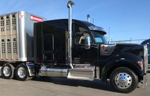 Kenworth Readies for Mid-America – New W990 Leads The Way